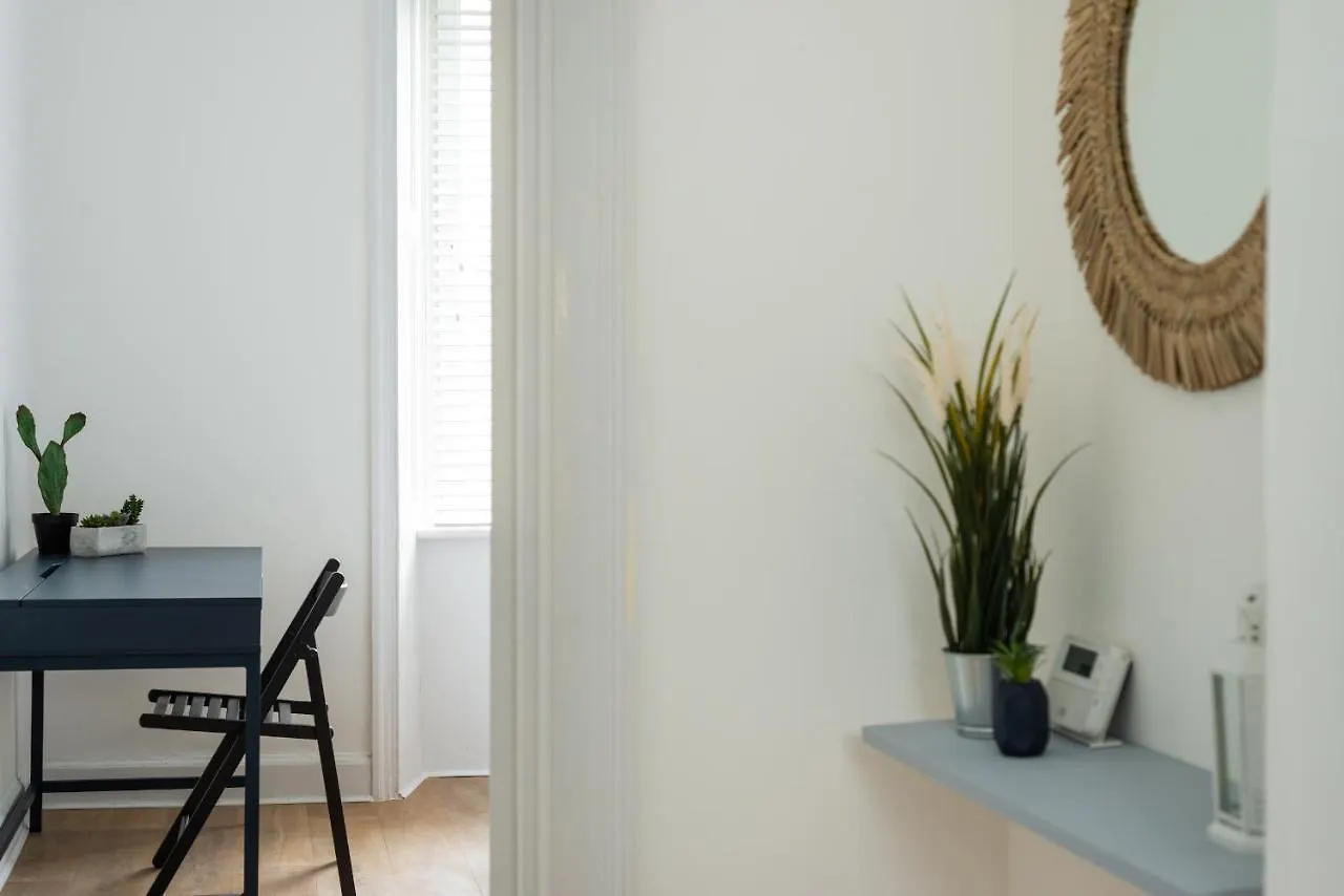 Lovely 1-Bedroom Apartment In Edinburgh United Kingdom